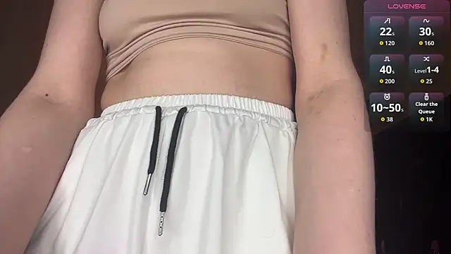 Snapshot of MoiraHavins chatting on March 1, 2026, 5:02 pm MoiraHavins online show from March 1, 2026, 5:02 pm