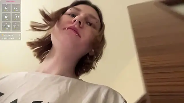 Snapshot of MoiraHavins chatting on February 6, 2026, 6:42 am MoiraHavins online show from February 6, 2026, 6:42 am