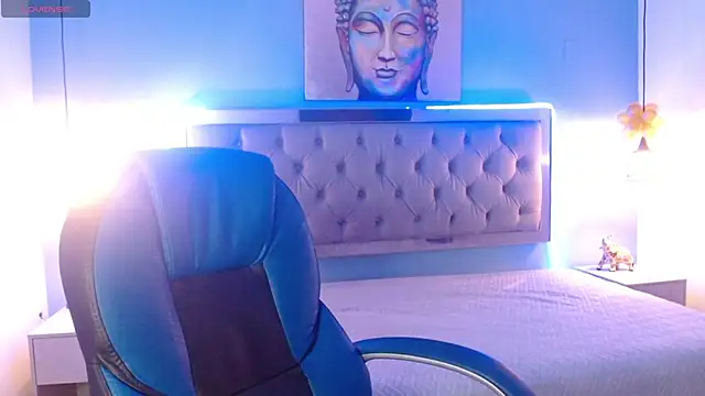 Snapshot of Jheidertwink chatting on January 19, 2025, 3:29 am Jheidertwink online show from January 19, 2025, 3:29 am