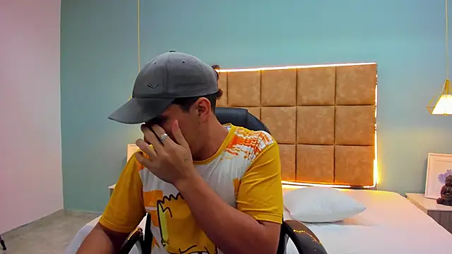 Snapshot of Jheidertwink chatting on September 9, 2025, 12:25 pm Jheidertwink online show from September 9, 2025, 12:25 pm