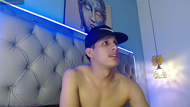 Snapshot of Jheidertwink chatting on February 9, 2025, 9:37 am Jheidertwink online show from February 9, 2025, 9:37 am