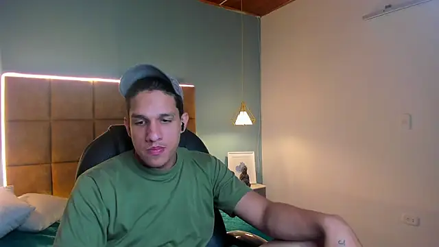 Snapshot of Jheidertwink chatting on September 12, 2025, 12:27 pm Jheidertwink online show from September 12, 2025, 12:27 pm