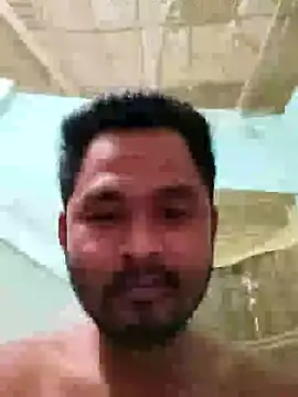 emonrit12 online show from December 20, 2024, 4:04 pm