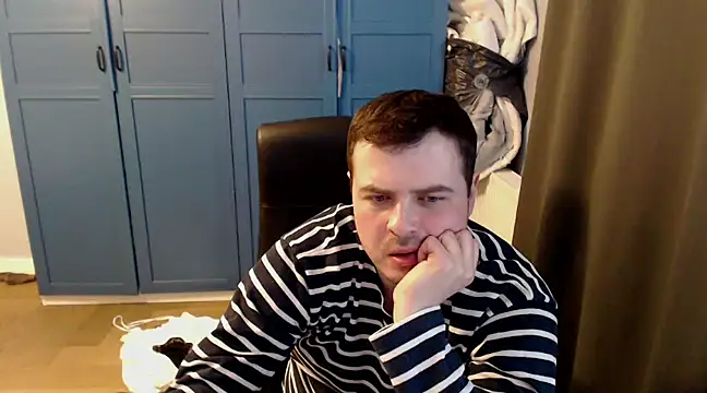 Snapshot of CuteMan33 chatting on March 19, 2025, 5:19 am CuteMan33 online show from March 19, 2025, 5:19 am