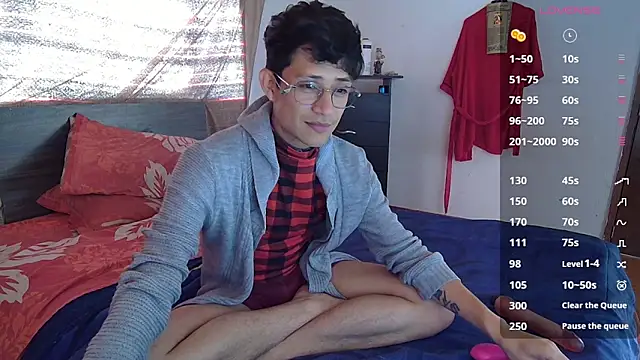 Snapshot of Sweet_c4mer0n chatting on October 15, 2025, 9:01 pm Sweet c4mer0n online show from October 15, 2025, 9:01 pm