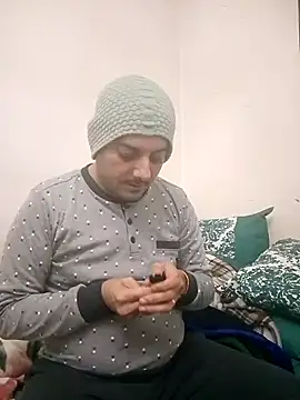 Snapshot of arabian82 chatting on December 12, 2024, 10:31 pm arabian82 online show from December 12, 2024, 10:31 pm