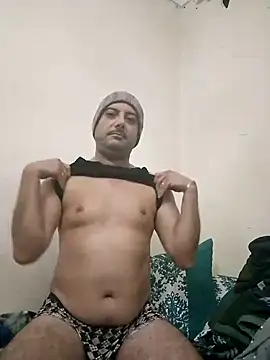 Snapshot of arabian82 chatting on December 15, 2024, 3:02 am arabian82 online show from December 15, 2024, 3:02 am