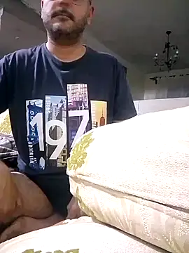 Snapshot of arabian82 chatting on November 4, 2025, 12:25 am arabian82 online show from November 4, 2025, 12:25 am