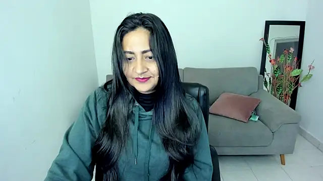 Adele Sweett online show from November 26, 2025, 11:10 am