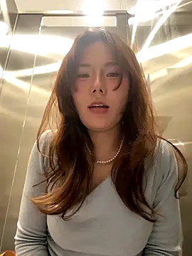 Snapshot of ChuChu1991 chatting on November 5, 2025, 1:47 pm ChuChu1991 online show from November 5, 2025, 1:47 pm