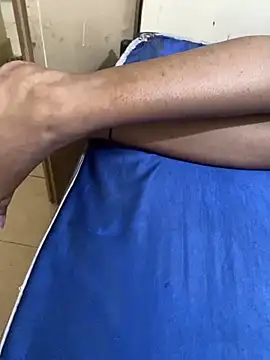 Snapshot of United3 chatting on September 12, 2025, 8:47 am United3 online show from September 12, 2025, 8:47 am