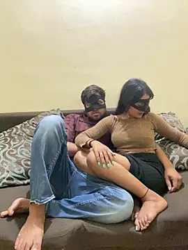 Snapshot of United3 chatting on March 13, 2025, 12:35 pm United3 online show from March 13, 2025, 12:35 pm