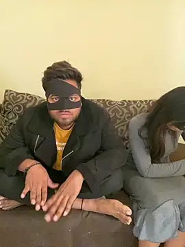 Snapshot of United3 chatting on February 19, 2025, 6:44 am United3 online show from February 19, 2025, 6:44 am