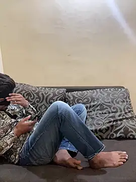 Snapshot of United3 chatting on March 3, 2025, 6:52 am United3 online show from March 3, 2025, 6:52 am