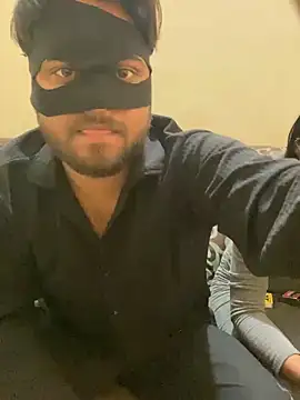 Snapshot of United3 chatting on March 10, 2025, 7:55 am United3 online show from March 10, 2025, 7:55 am