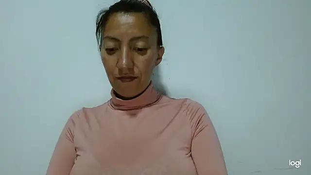 Snapshot of kaybabyhot chatting on November 18, 2025, 8:34 pm kaybabyhot online show from November 18, 2025, 8:34 pm