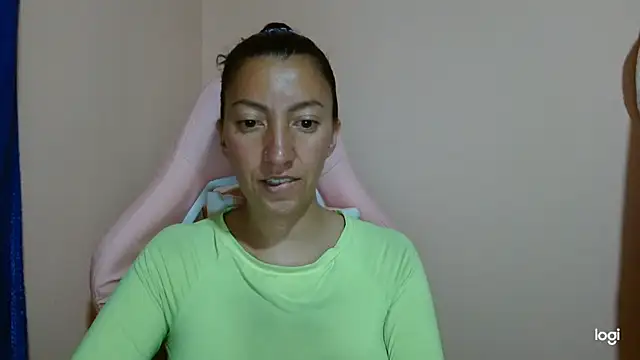 kaybabyhot online show from April 10, 2026, 4:14 pm