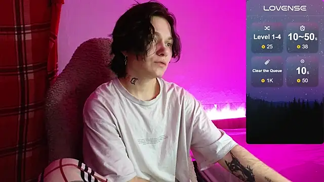 Snapshot of esajukyy chatting on December 16, 2025, 2:43 pm esajukyy online show from December 16, 2025, 2:43 pm