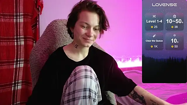 Snapshot of esajukyy chatting on November 8, 2025, 8:18 am esajukyy online show from November 8, 2025, 8:18 am