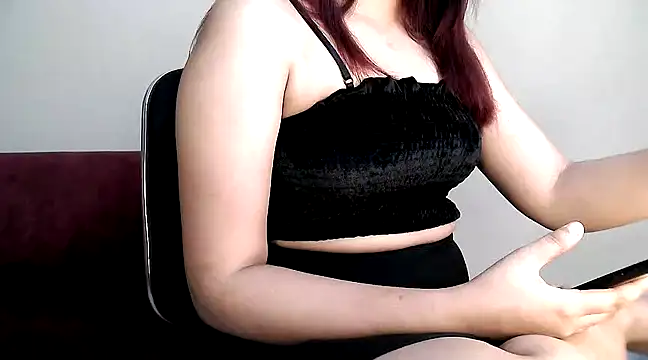 Olivia3 online show from March 20, 2025, 2:42 pm