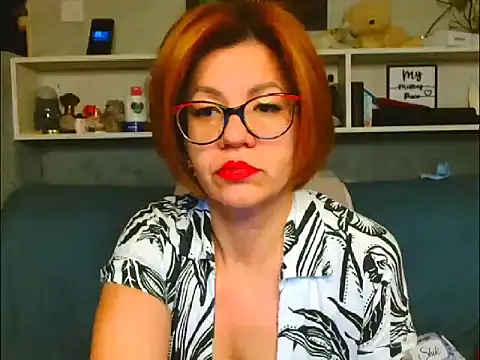 Natali3855 online show from January 9, 2026, 4:52 am