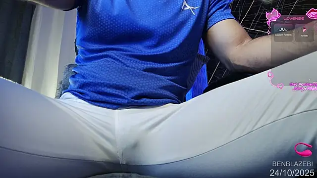 Snapshot of BEN_BLAZE chatting on October 24, 2025, 5:50 am BEN BLAZE online show from October 24, 2025, 5:50 am