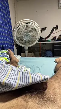 Snapshot of BEN_BLAZE chatting on November 18, 2025, 8:56 pm BEN BLAZE online show from November 18, 2025, 8:56 pm