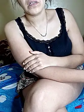 ShadiaStar online show from February 25, 2026, 7:14 pm