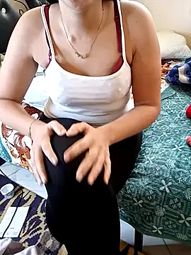 ShadiaStar online show from January 13, 2026, 11:14 am