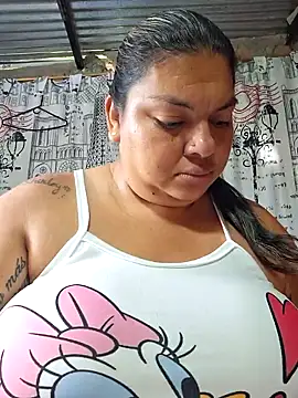 Snapshot of chubby_sexy_big_tits chatting on October 27, 2025, 12:06 pm chubby sexy big tits online show from October 27, 2025, 12:06 pm