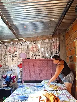 chubby sexy big tits online show from January 18, 2026, 12:08 pm