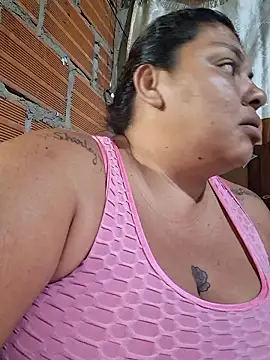 chubby sexy big tits online show from January 8, 2026, 12:16 am