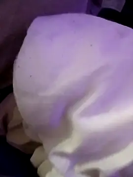 Snapshot of houy111111 chatting on February 7, 2026, 5:54 pm houy111111 online show from February 7, 2026, 5:54 pm