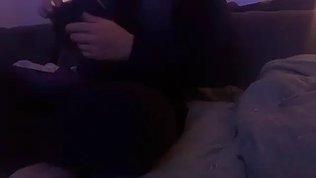 Snapshot of houy111111 chatting on December 2, 2025, 5:58 pm houy111111 online show from December 2, 2025, 5:58 pm