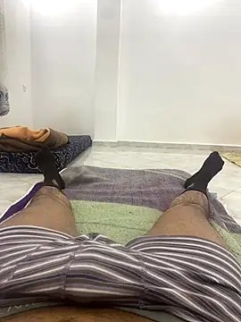 Lahcene online show from December 15, 2025, 10:15 pm