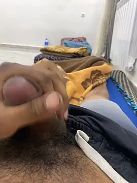 Lahcene online show from April 4, 2026, 6:25 pm