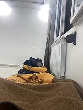 Lahcene online show from April 10, 2026, 11:45 pm