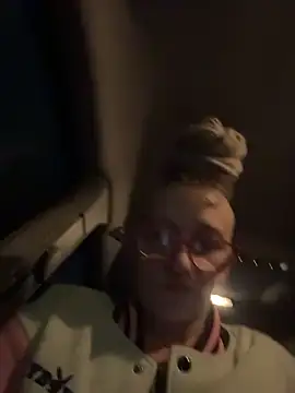 Snapshot of Stonermama666420 chatting on February 1, 2026, 8:12 am Stonermama666420 online show from February 1, 2026, 8:12 am