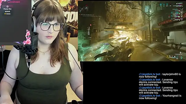 Snapshot of HannahCastle96 chatting on February 3, 2026, 2:53 am HannahCastle96 online show from February 3, 2026, 2:53 am