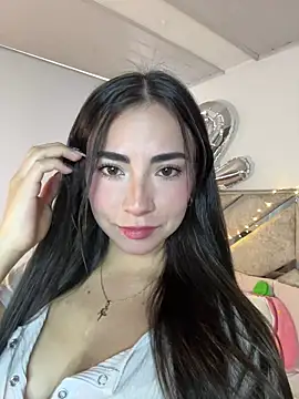 Snapshot of Melody_04 chatting on April 12, 2026, 8:23 pm Melody 04 online show from April 12, 2026, 8:23 pm