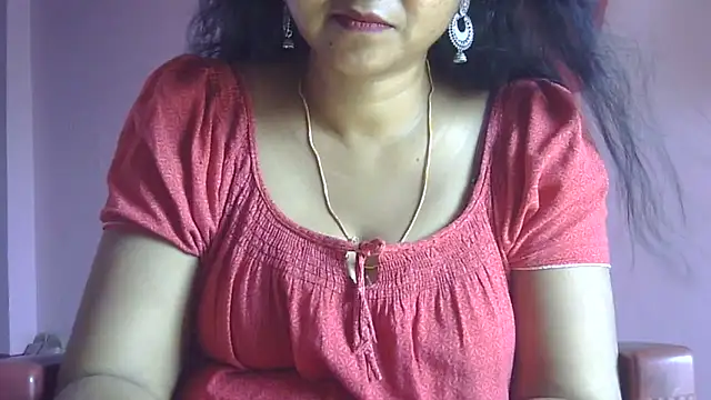 Snapshot of Suhana-sapna chatting on April 19, 2026, 3:29 am Suhana-sapna online show from April 19, 2026, 3:29 am