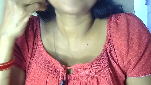 Snapshot of Suhana-sapna chatting on November 5, 2025, 5:05 pm Suhana-sapna online show from November 5, 2025, 5:05 pm