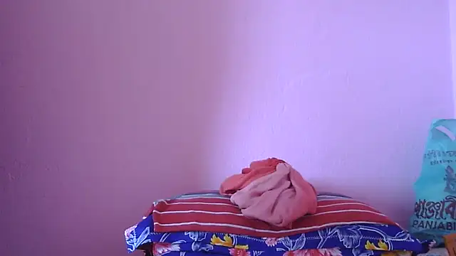 Snapshot of Suhana-sapna chatting on December 3, 2025, 3:29 am Suhana-sapna online show from December 3, 2025, 3:29 am