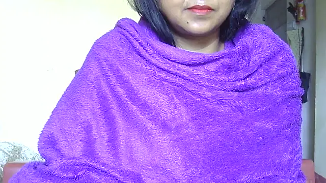 Snapshot of Suhana-sapna chatting on November 18, 2025, 5:44 am Suhana-sapna online show from November 18, 2025, 5:44 am