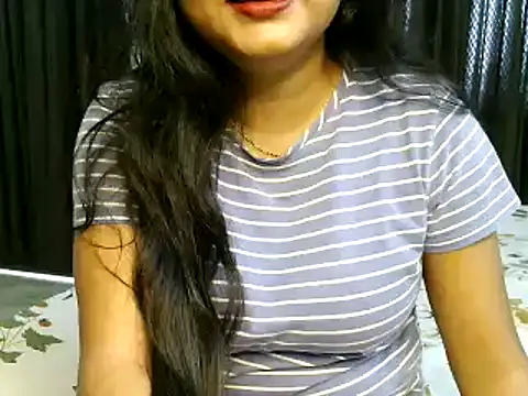 Snapshot of Hritvika chatting on October 4, 2025, 6:37 am Hritvika online show from October 4, 2025, 6:37 am