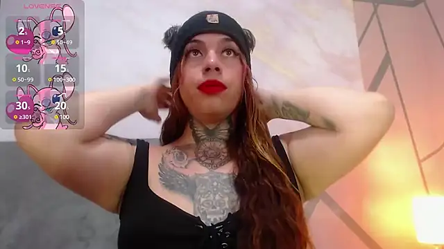 BriannaSweet  online show from March 18, 2025, 1:44 pm