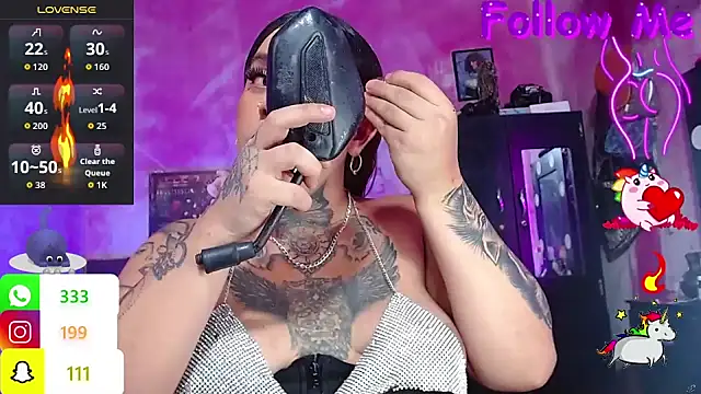 BriannaSweet  online show from April 10, 2026, 1:01 am