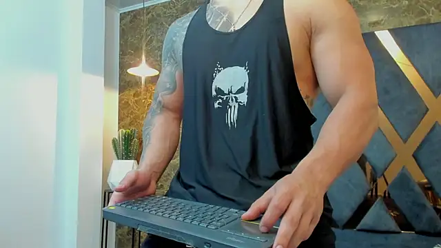 Flynn Riider online show from March 13, 2026, 11:59 am