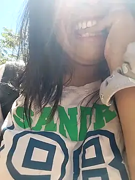 Danna-linyi online show from February 27, 2025, 6:20 pm