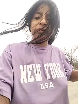 Danna-linyi online show from March 21, 2025, 1:45 am